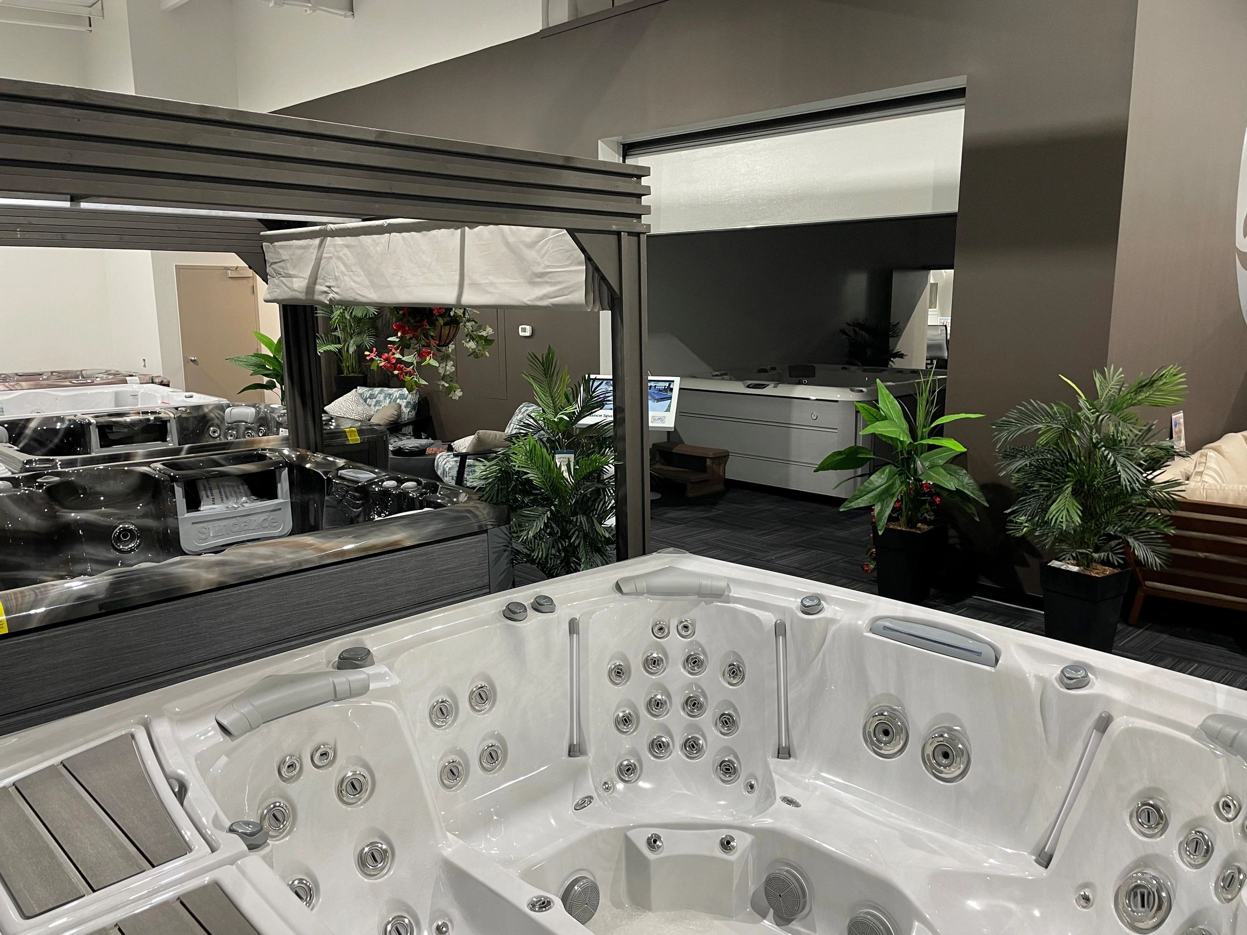 BEST HOT TUB BRAND 2022